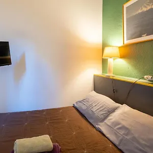  Hotel apartamentowy Meublee Services Francja